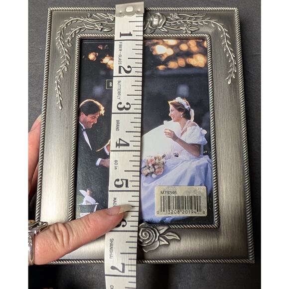 Burnes Of Boston Mini Max Photo Album 4x6 Silvertone Metal Frame Velour Cover - Picture 11 of 11